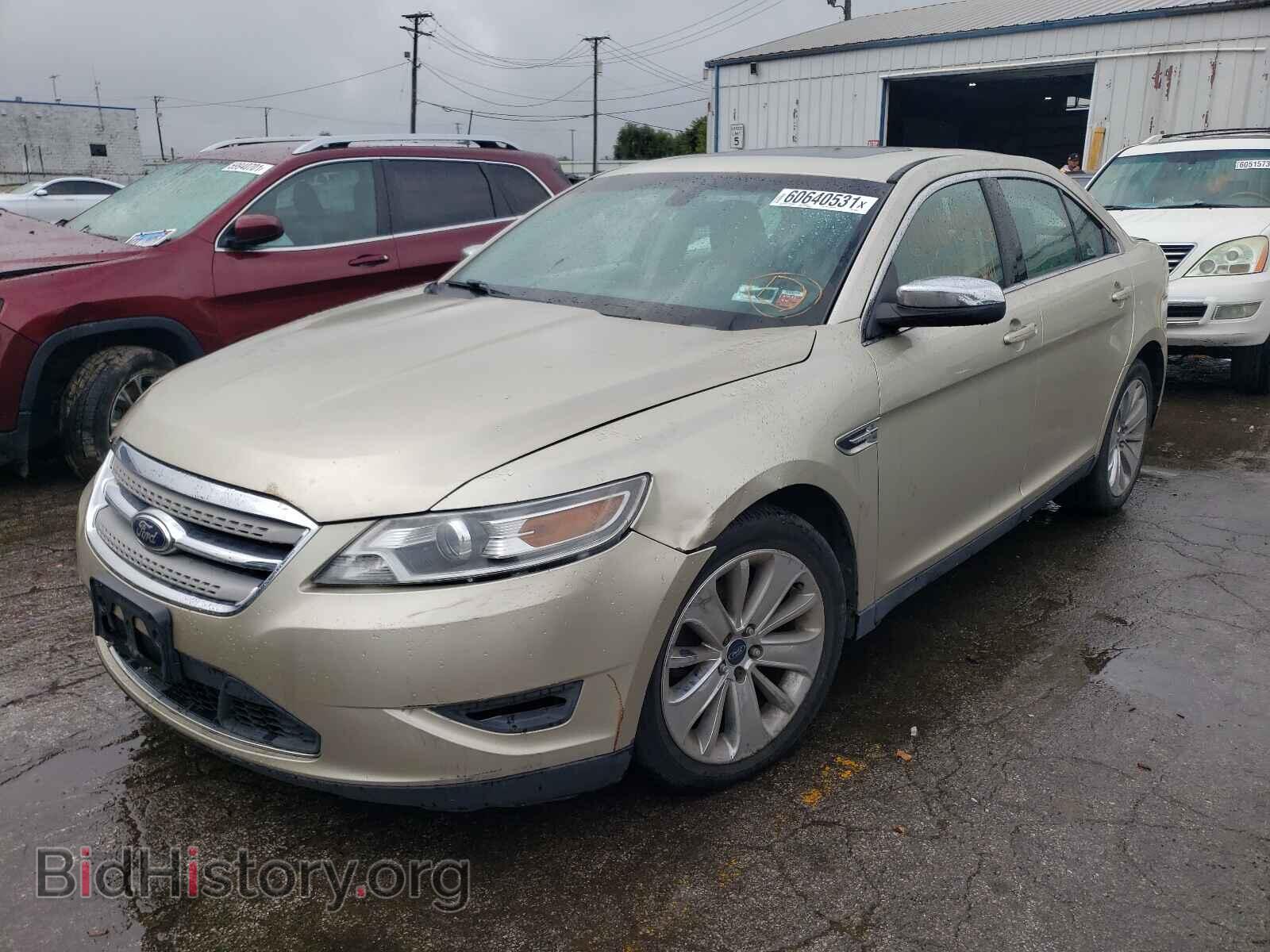 2010 FORD TAURUS - VIN: 1FAHP2FW7AG162003 - Photo 2