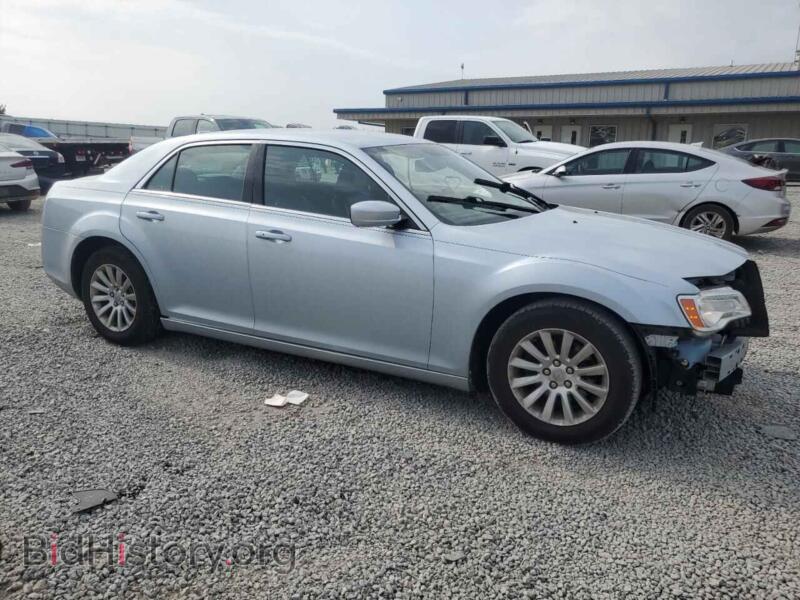 2013 Chrysler 300 (VIN 2C3CCAAG2DH592772) — photo 4 of 13