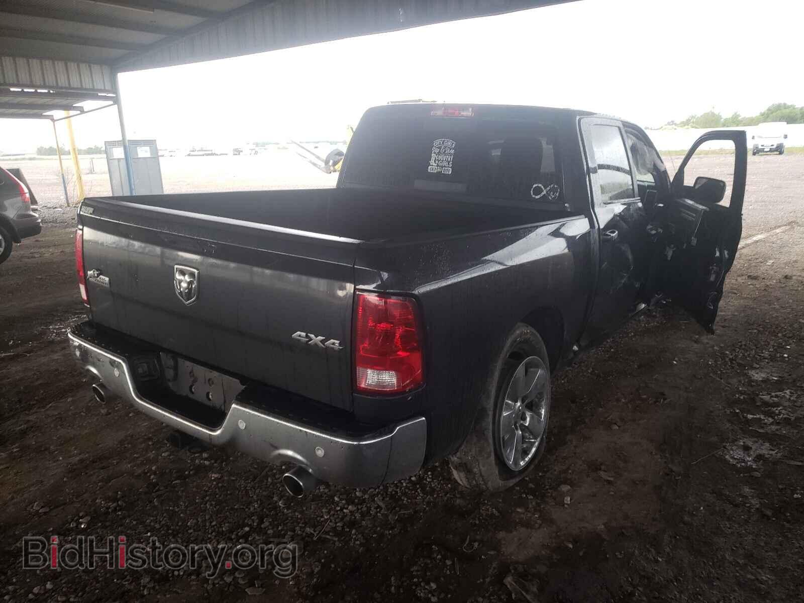 2017 RAM 1500 - VIN: 3C6RR7LT0HG688351 - Фото 4