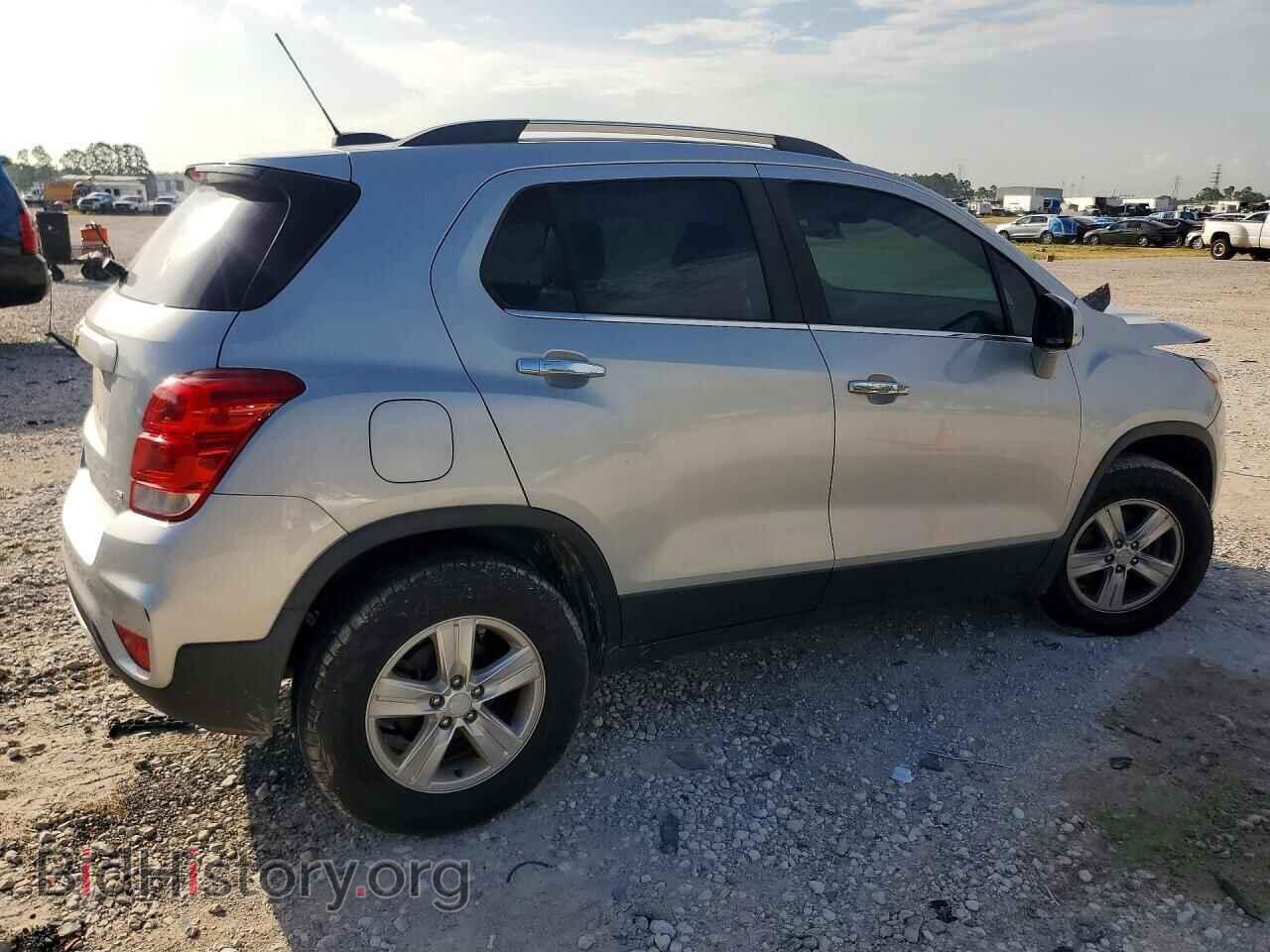 2018 CHEVROLET TRAX - VIN: 3GNCJPSB8JL181555 - Фото 3