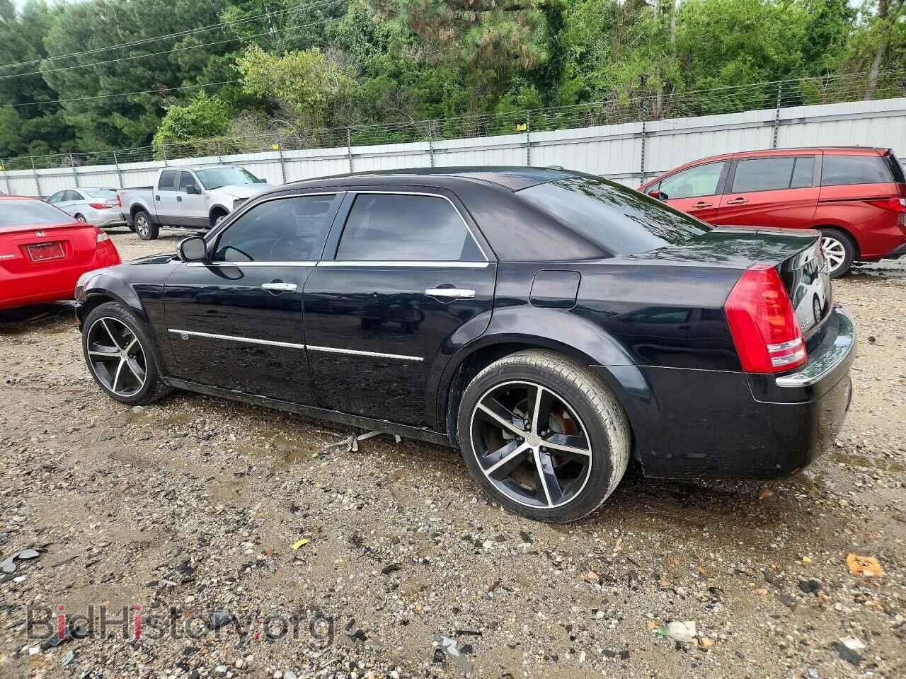 2010 CHRYSLER 300 - VIN: 2C3CA6CTXAH141372 - Photo 2