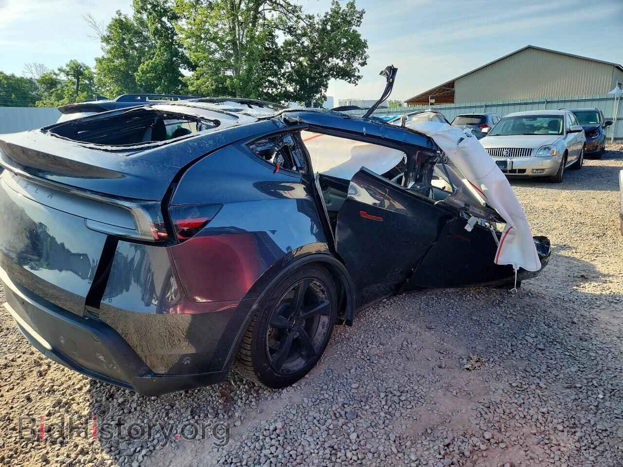 2026 TESLA MODEL Y - VIN: 7SAYGDED0TA445734 - Photo 3