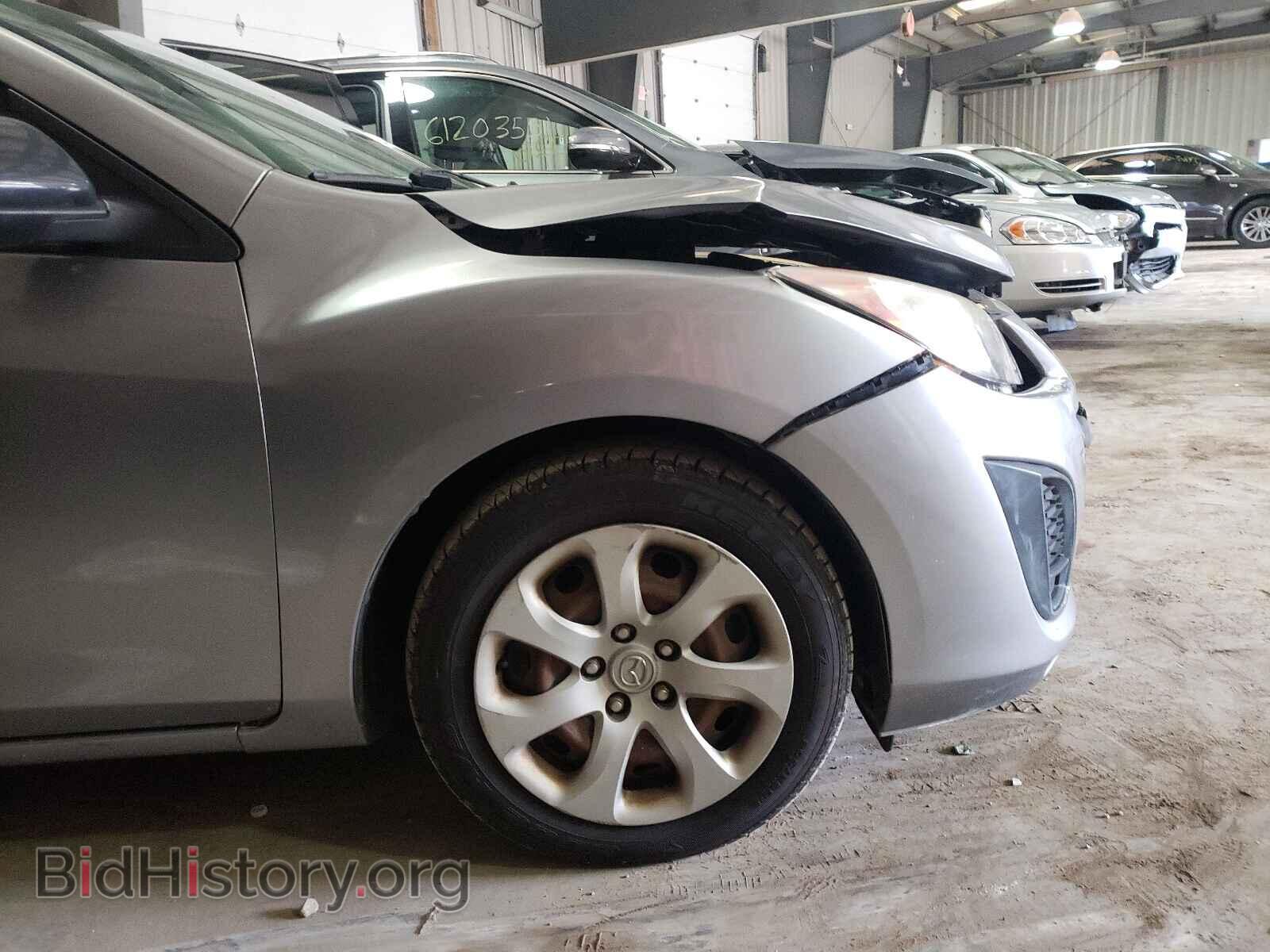 2011 MAZDA 3 - VIN: JM1BL1UF4B1456066 - Фото 9