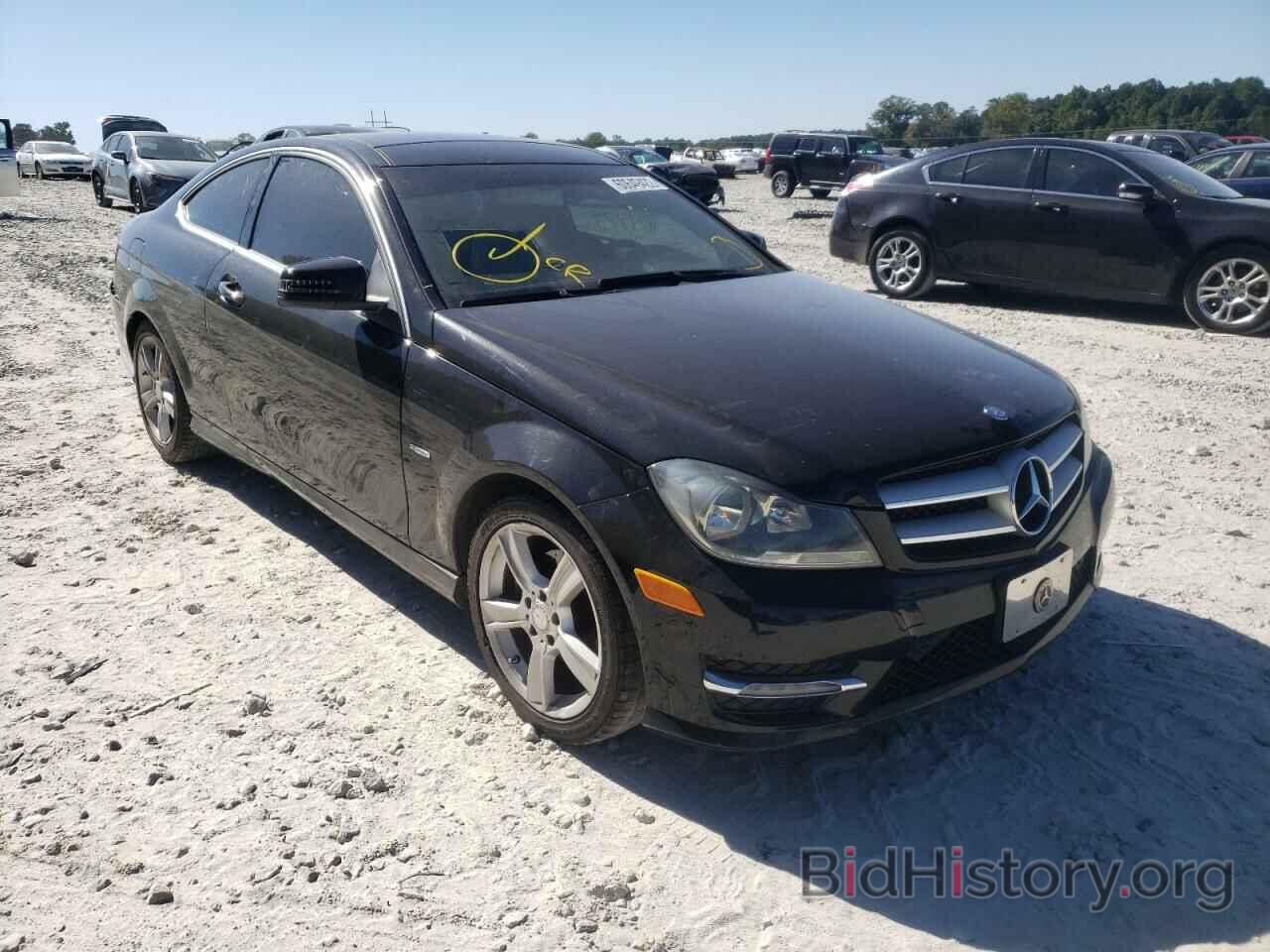 Photo WDDGJ4HB3CF924173 - MERCEDES-BENZ C-CLASS 2012