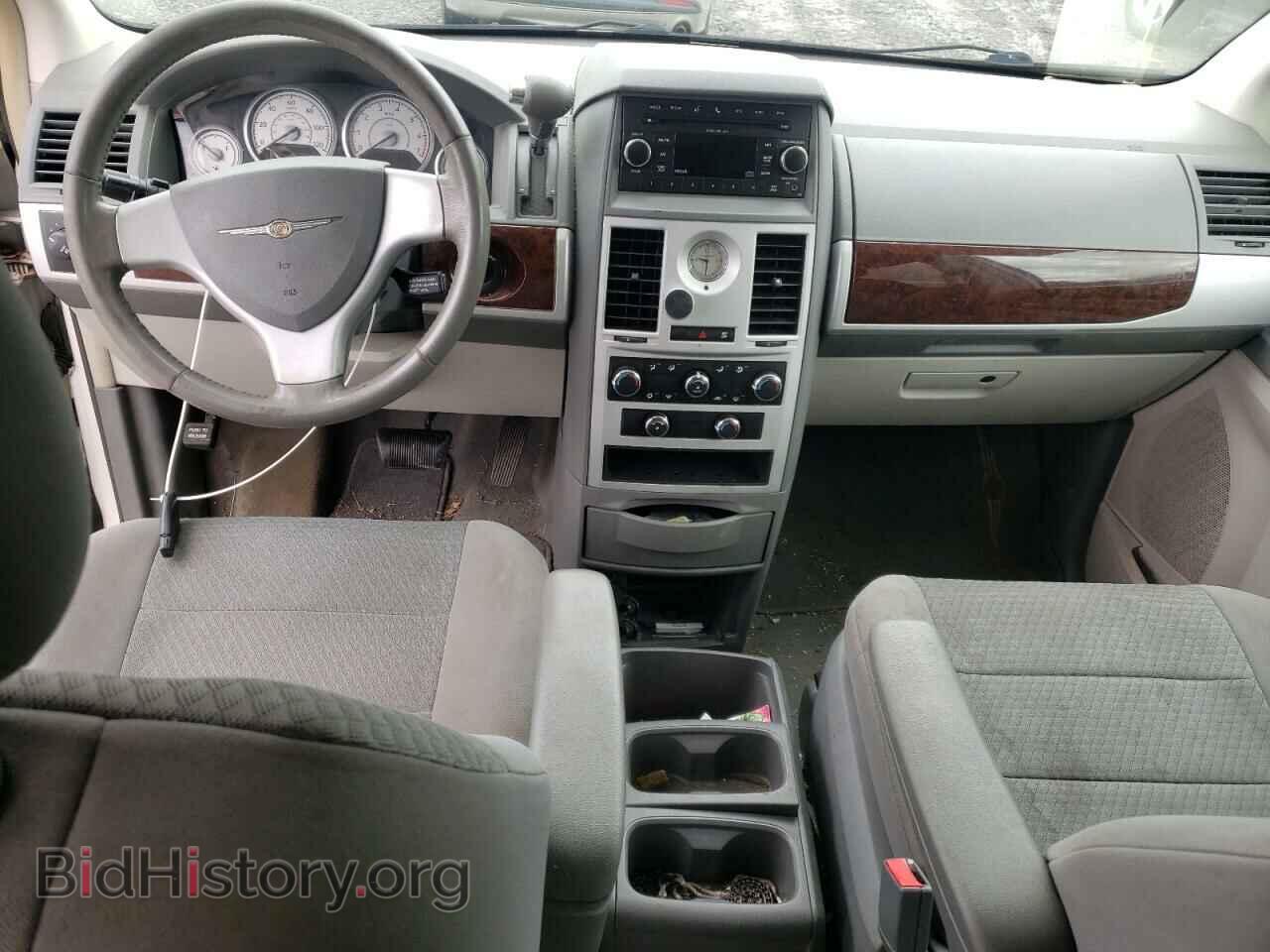 2010 CHRYSLER MINIVAN - VIN: 2A4RR5D10AR492897 - Photo 8