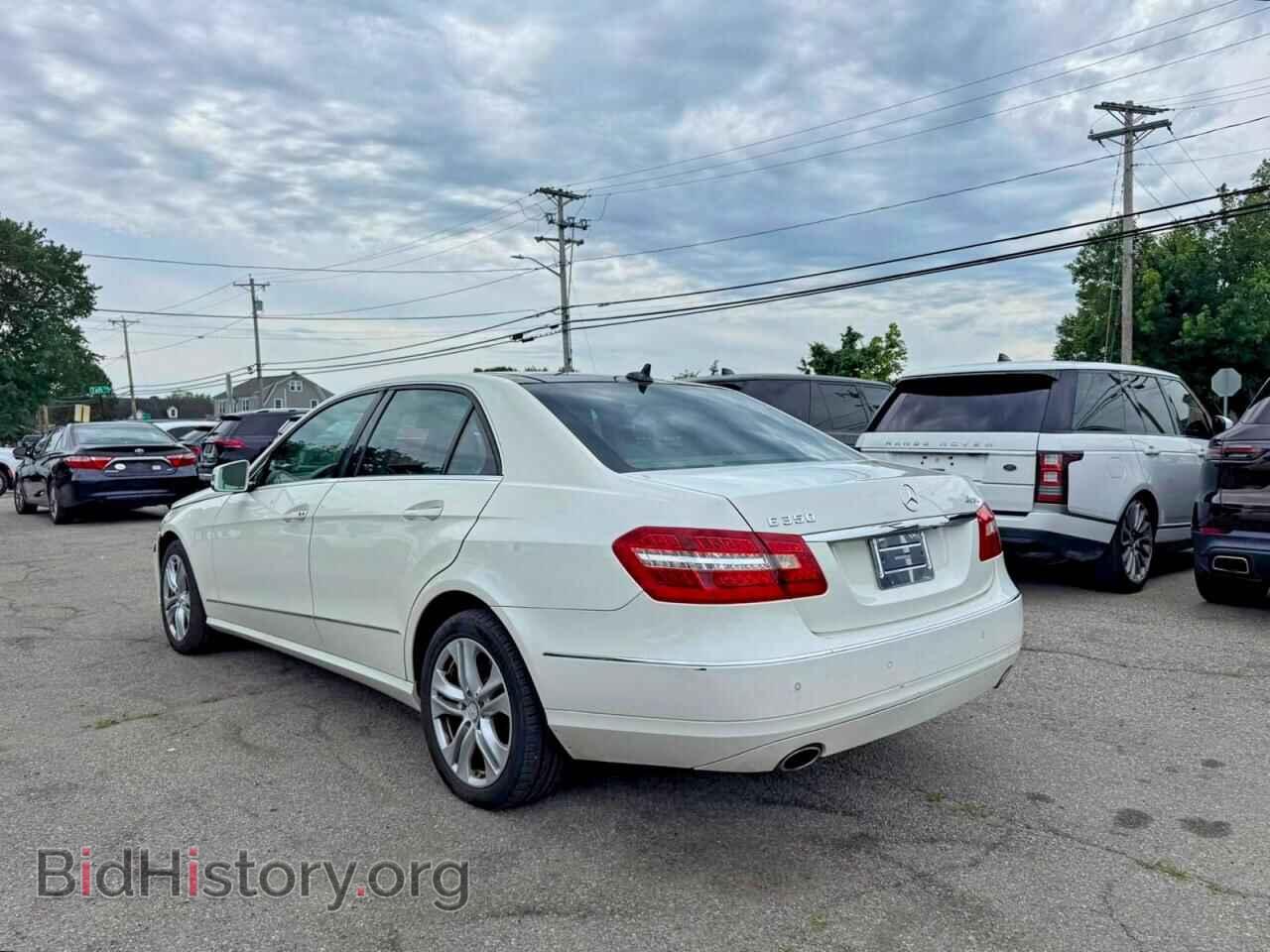 2011 MERCEDES-BENZ E-CLASS - VIN: WDDHF8HB7BA349889 - Фото 3