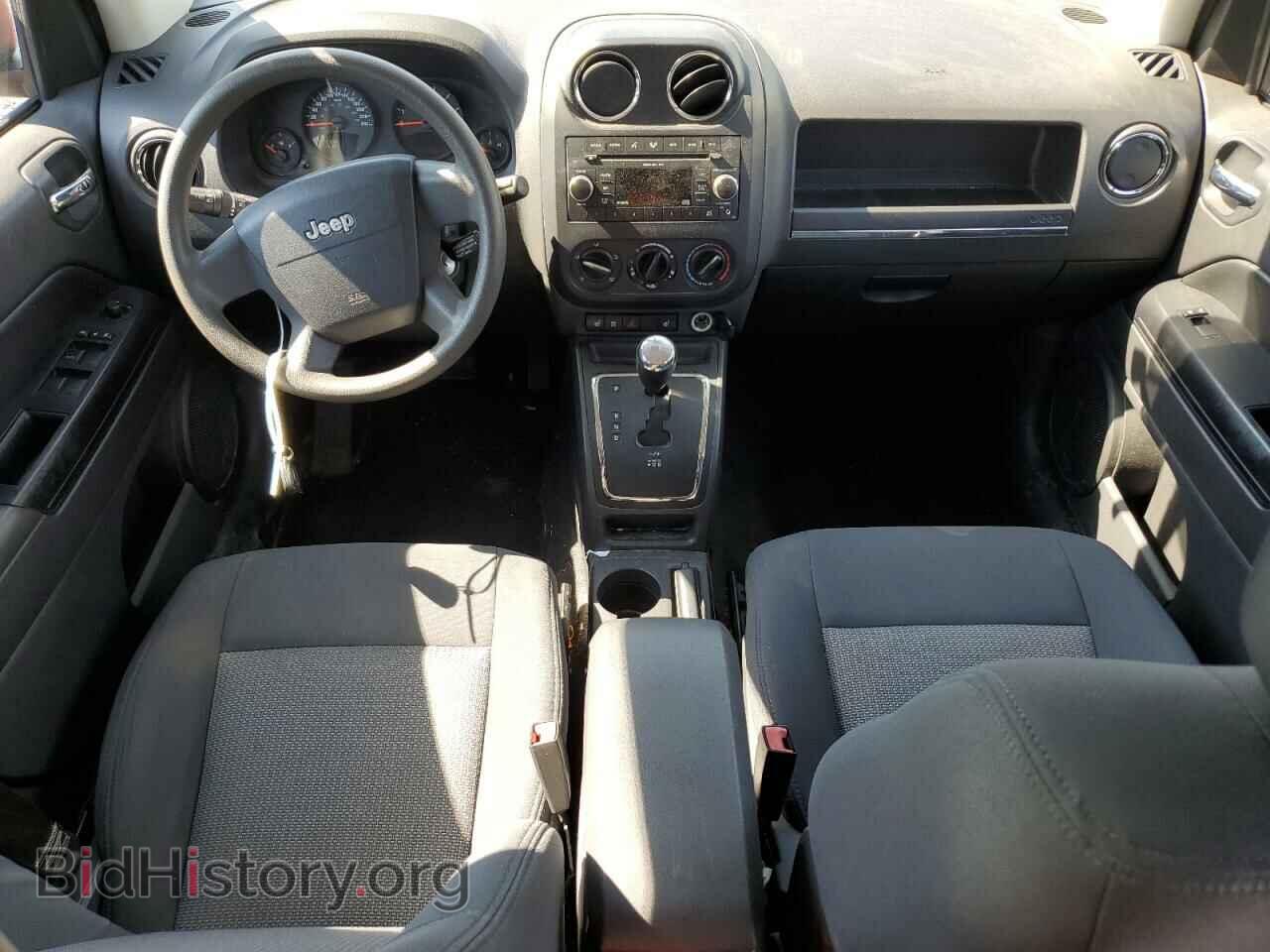 2009 JEEP COMPASS - VIN: 1J8FT47A69D173950 - Фото 8