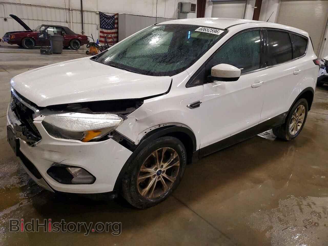 Фотография 1FMCU9GD5HUB80686 - FORD ESCAPE 2017