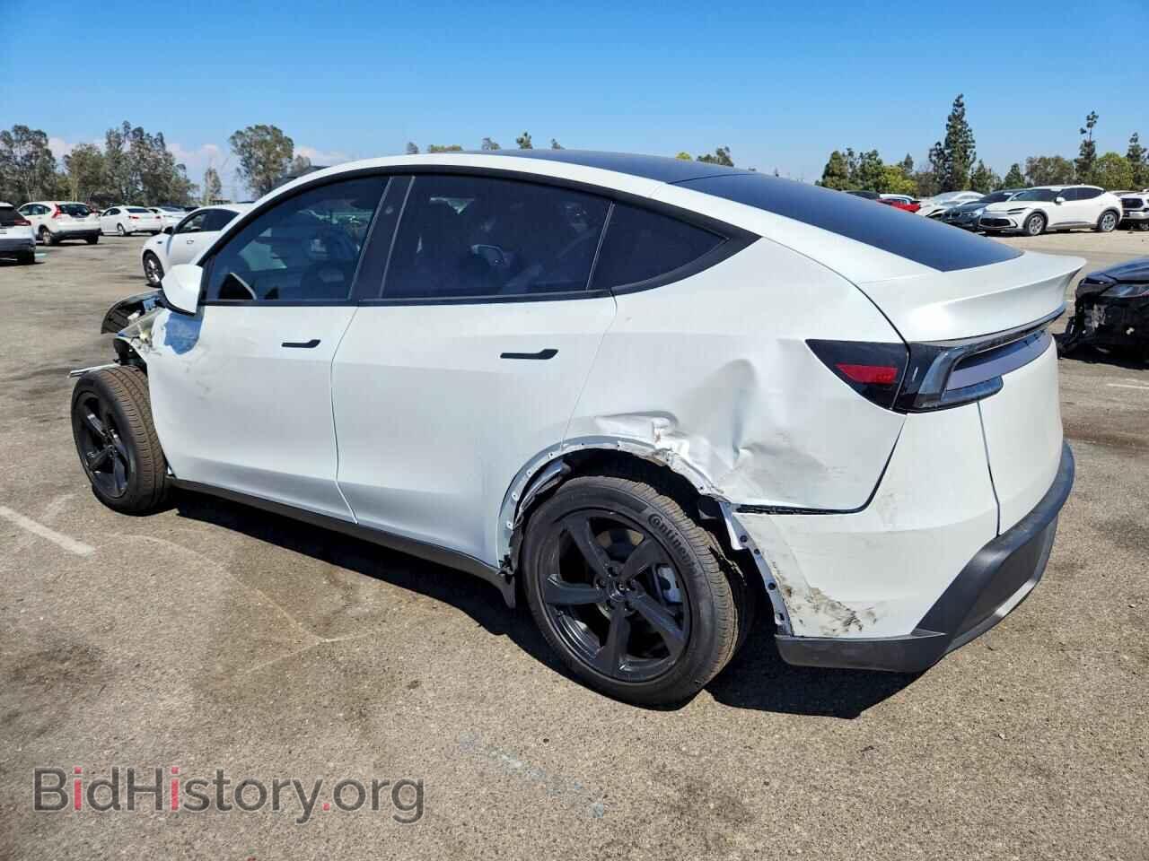 2026 TESLA MODEL Y - VIN: 7SAYGDEDXTF599810 - Photo 2