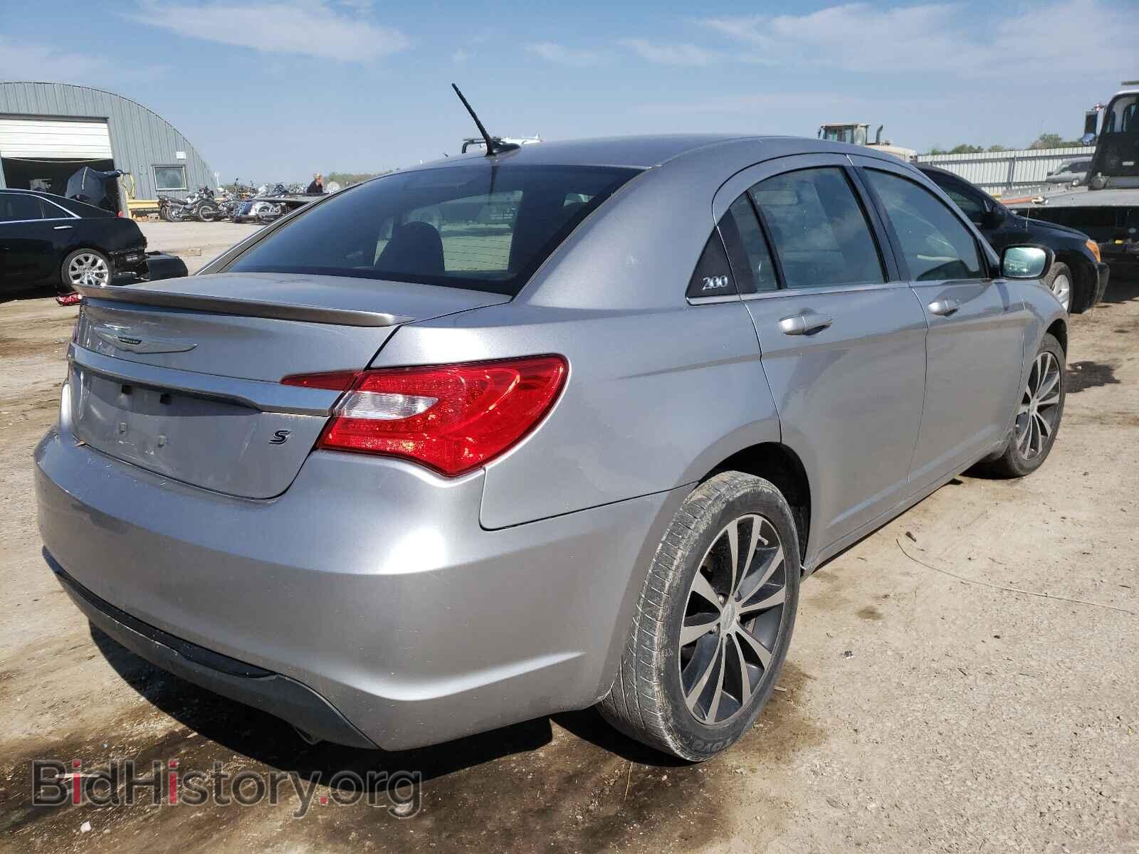 2013 CHRYSLER 200 - VIN: 1C3CCBCG3DN584836 - Photo 4