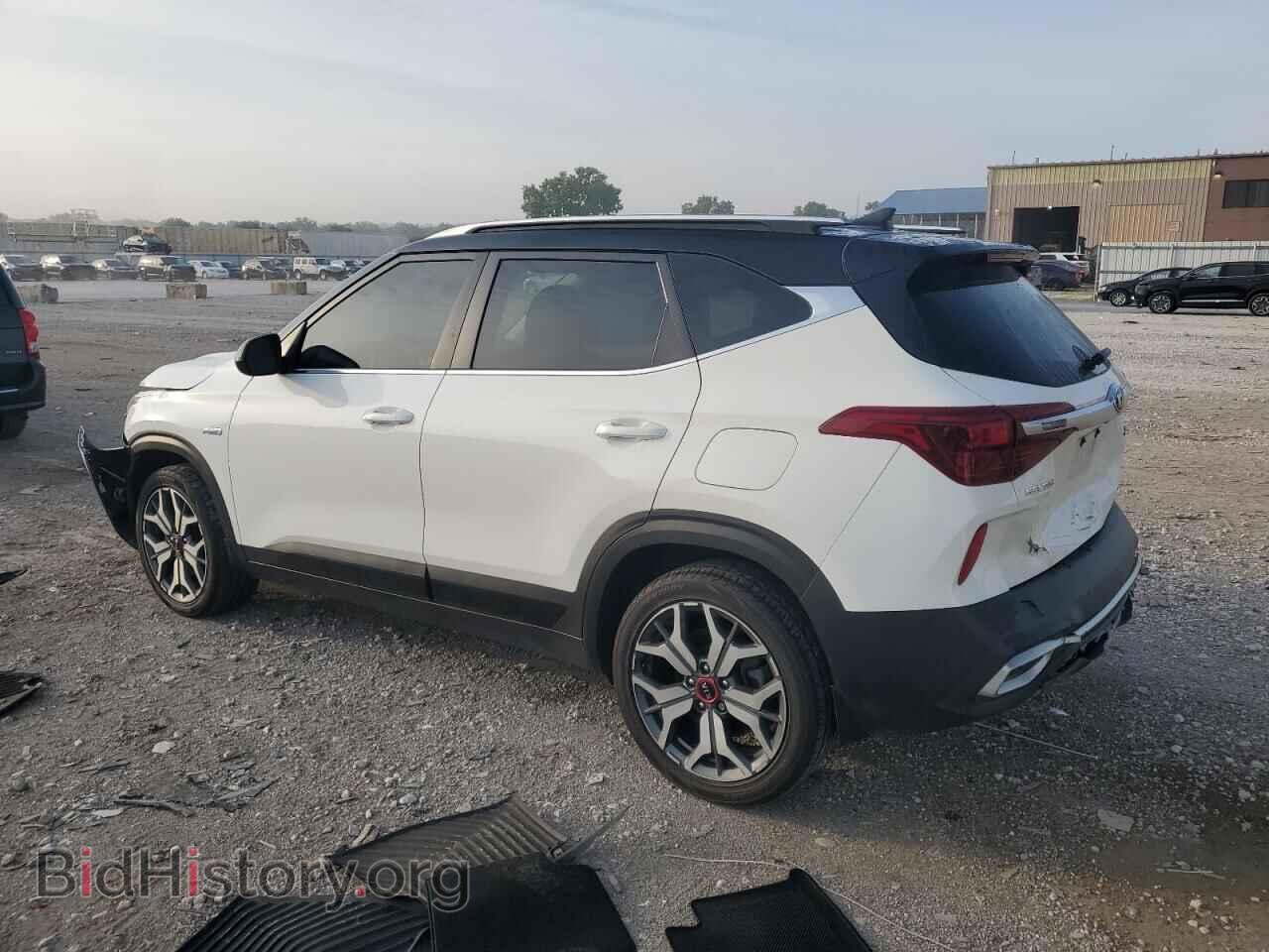2021 KIA SELTOS - VIN: KNDEUCA29M7140766 - Фото 2