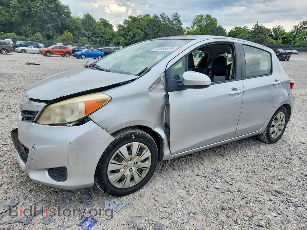 Фотография JTDKTUD32CD517437 - TOYOTA YARIS 2012