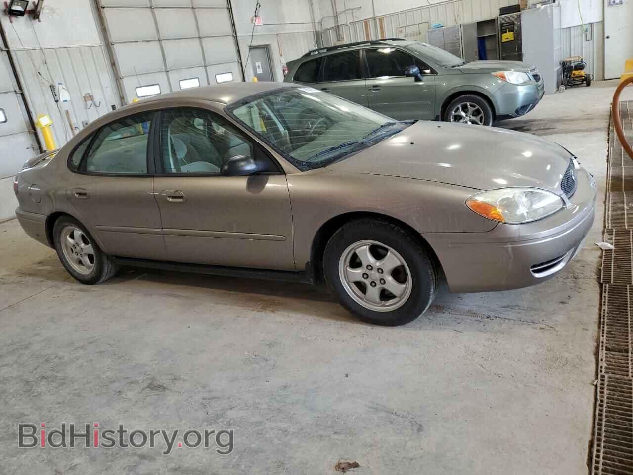 2005 FORD TAURUS - VIN: 1FAFP53245A129849 - Фото 4