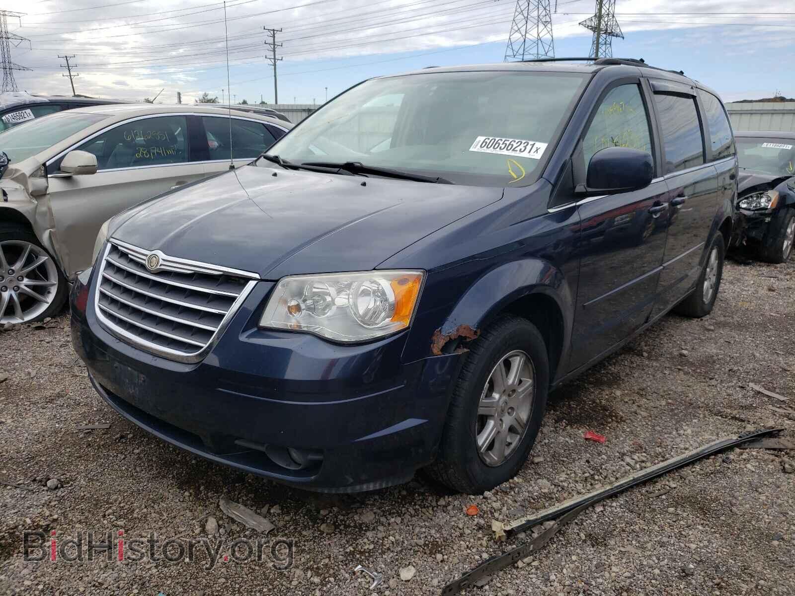 2008 CHRYSLER MINIVAN - VIN: 2A8HR54P68R635716 - Фото 2