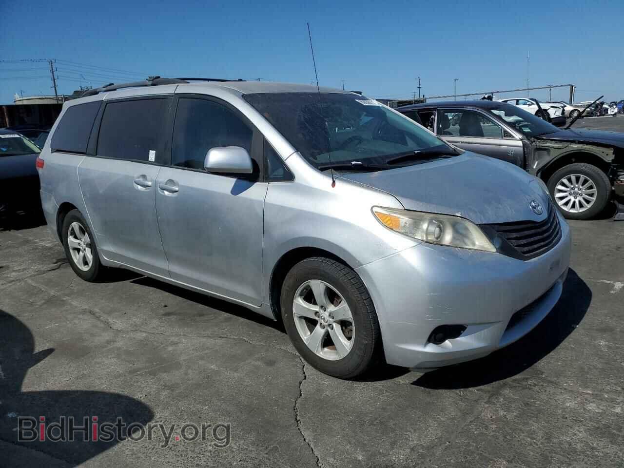 2011 TOYOTA All Models - VIN: 5TDKK3DC2BS034224 - Фото 4