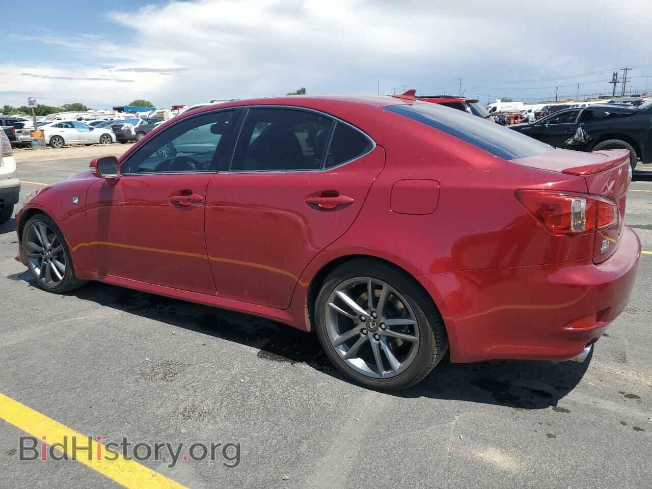 2011 LEXUS IS - VIN: JTHBF5C25B5151423 - Photo 2