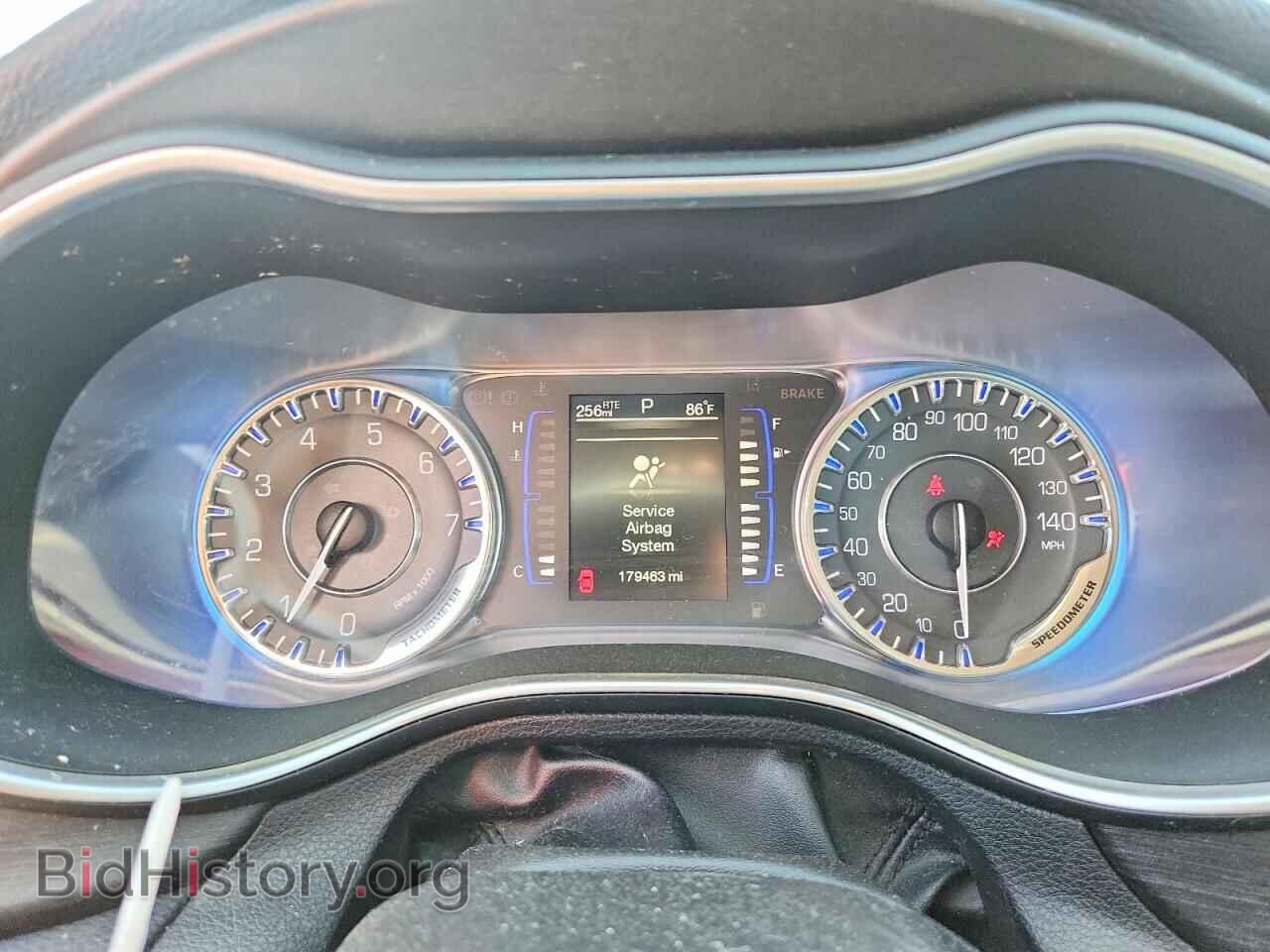 2015 CHRYSLER 200 - VIN: 1C3CCCAGXFN757862 - Photo 9