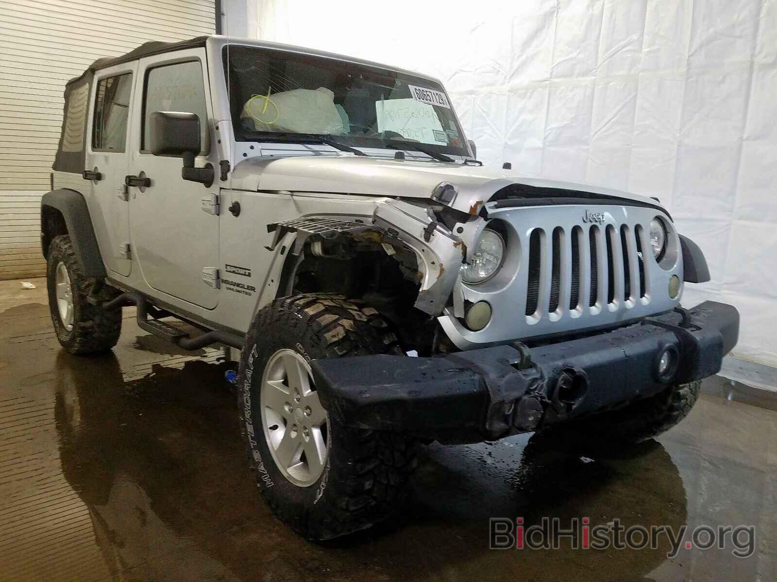 Photo 1J4BA3H1XBL597688 - JEEP WRANGLER 2011