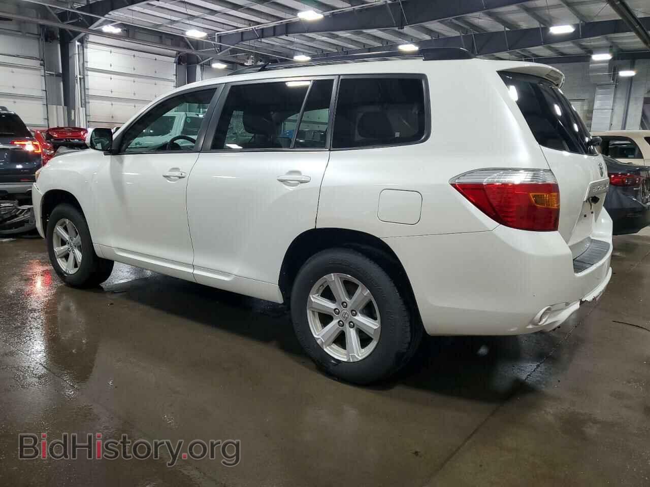 2010 TOYOTA HIGHLANDER - VIN: 5TDBK3EH3AS007784 - Фото 2
