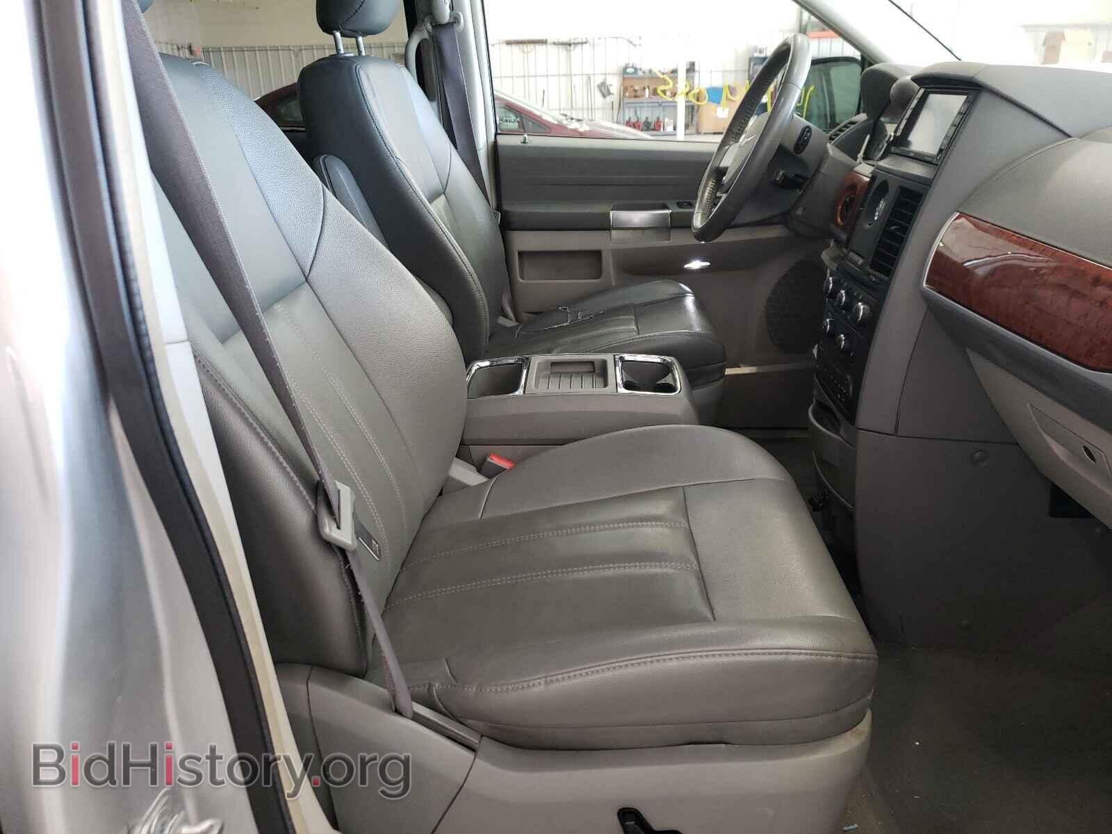 2008 CHRYSLER MINIVAN - VIN: 2A8HR54P88R114531 - Photo 5