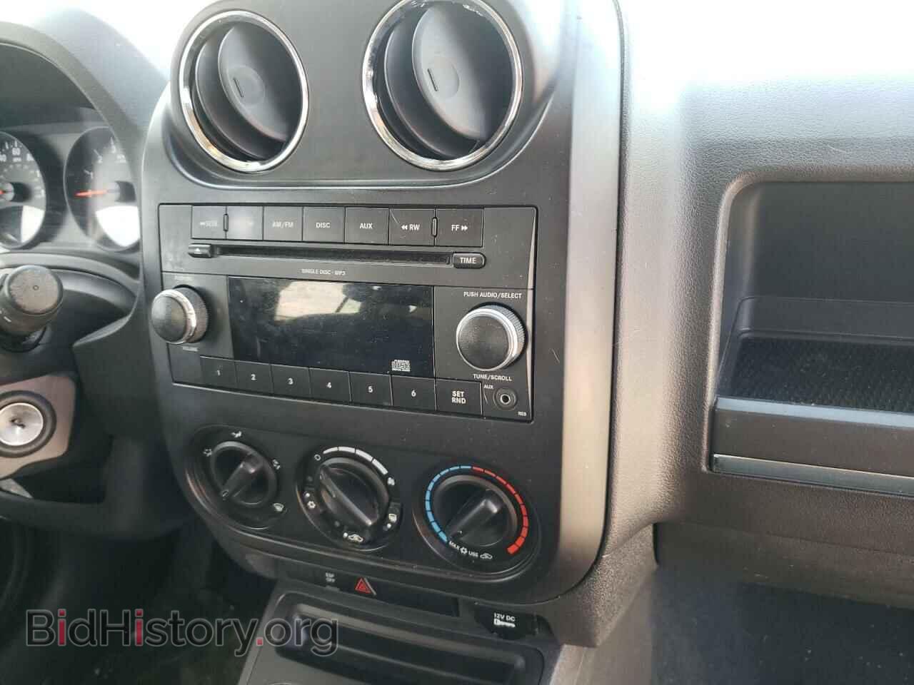 2009 JEEP COMPASS - VIN: 1J4FT47B29D114582 - Фото 9