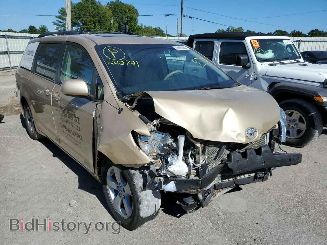 Photo 5TDKK3DC1CS242791 - TOYOTA All Models 2012