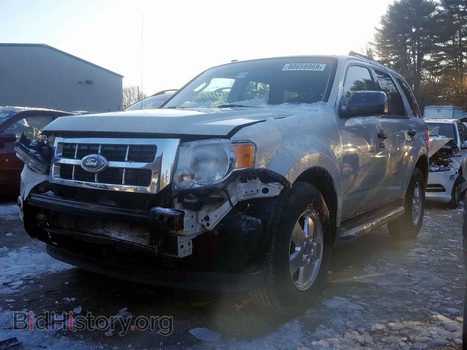 2011 FORD ESCAPE - VIN: 1FMCU0D75BKA87566 - Фото 2
