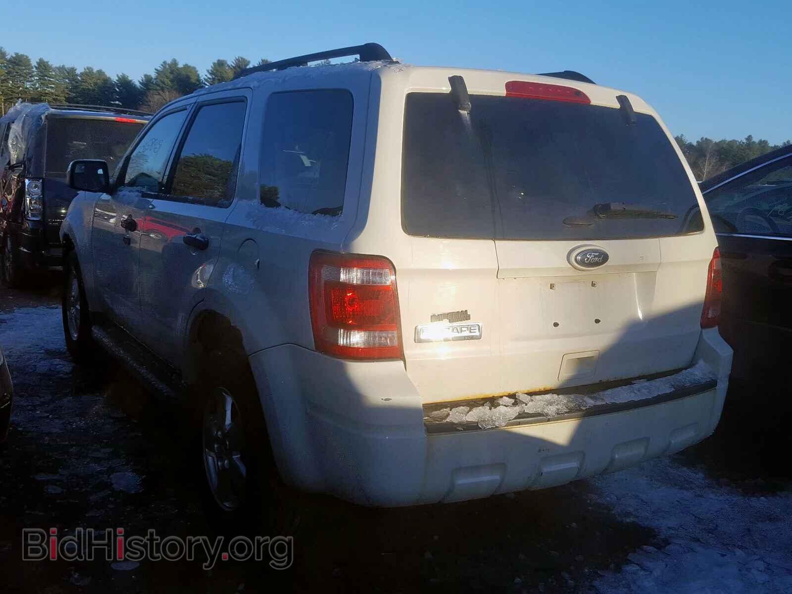 2011 FORD ESCAPE - VIN: 1FMCU0D75BKA87566 - Фото 3