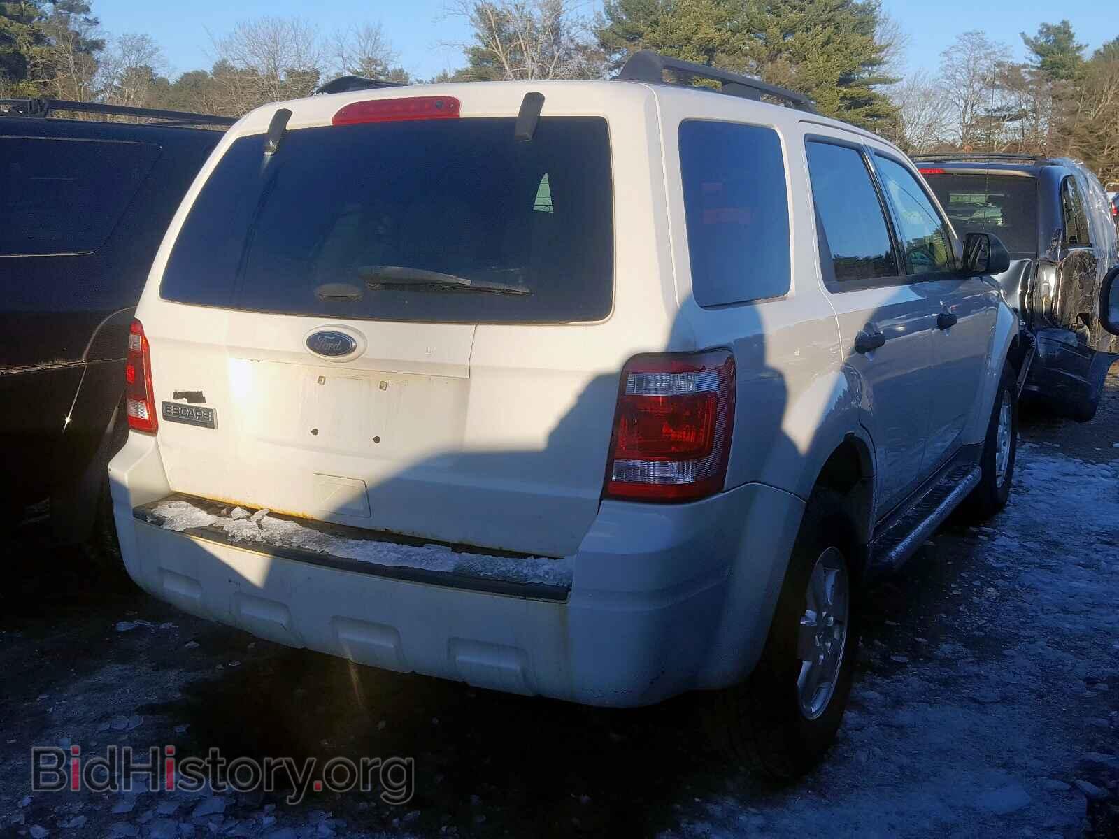 2011 FORD ESCAPE - VIN: 1FMCU0D75BKA87566 - Фото 4
