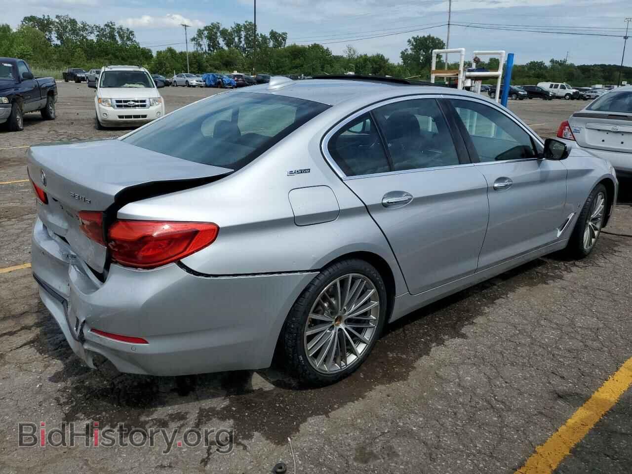 2018 BMW 5 SERIES - VIN: WBAJB1C59JB085418 - Фото 3