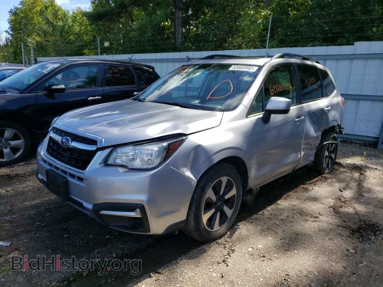 2017 SUBARU FORESTER - VIN: JF2SJAEC8HH805290 - Фото 2