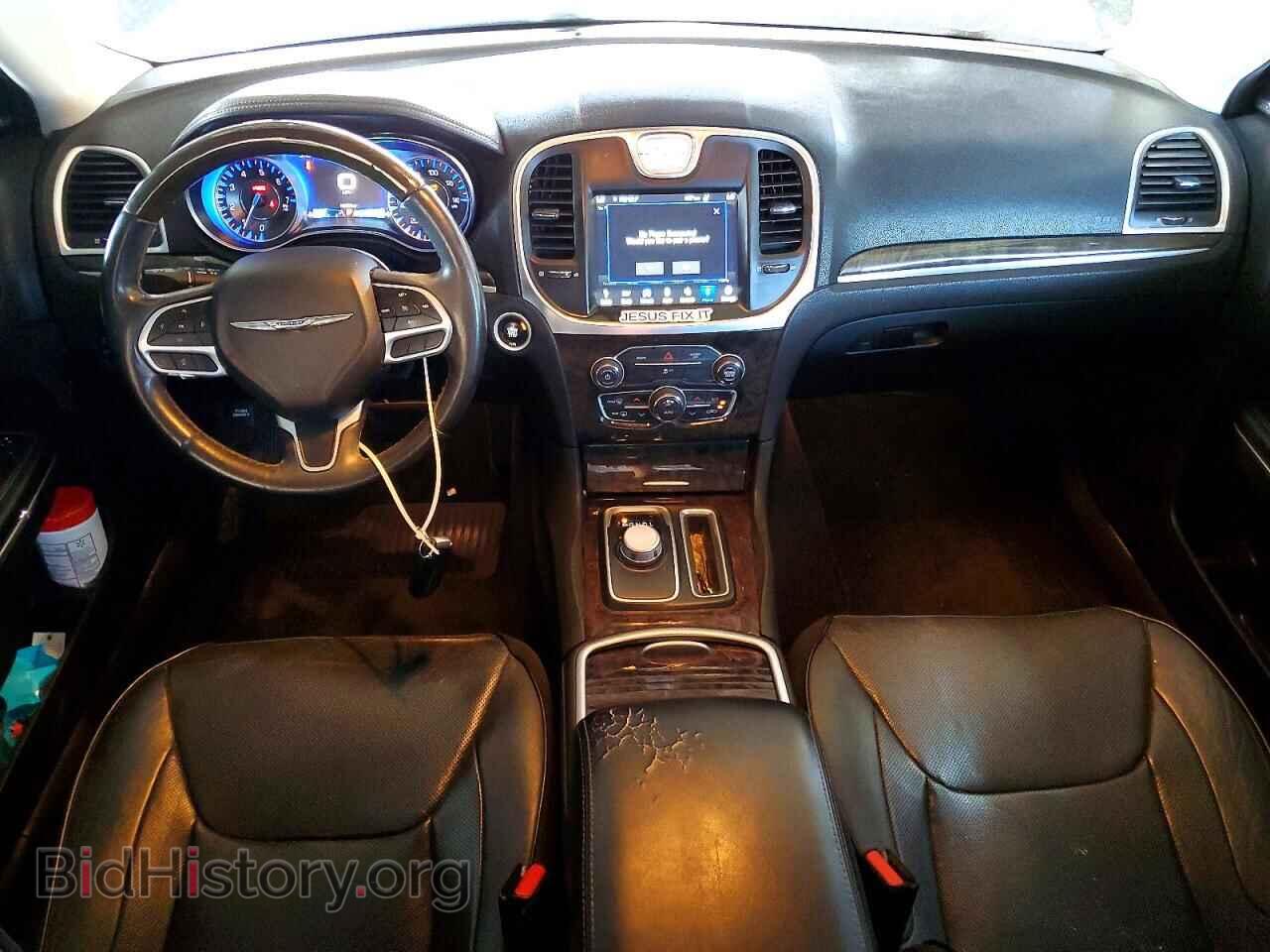 2018 CHRYSLER 300 - VIN: 2C3CCAKG4JH250489 - Фото 8