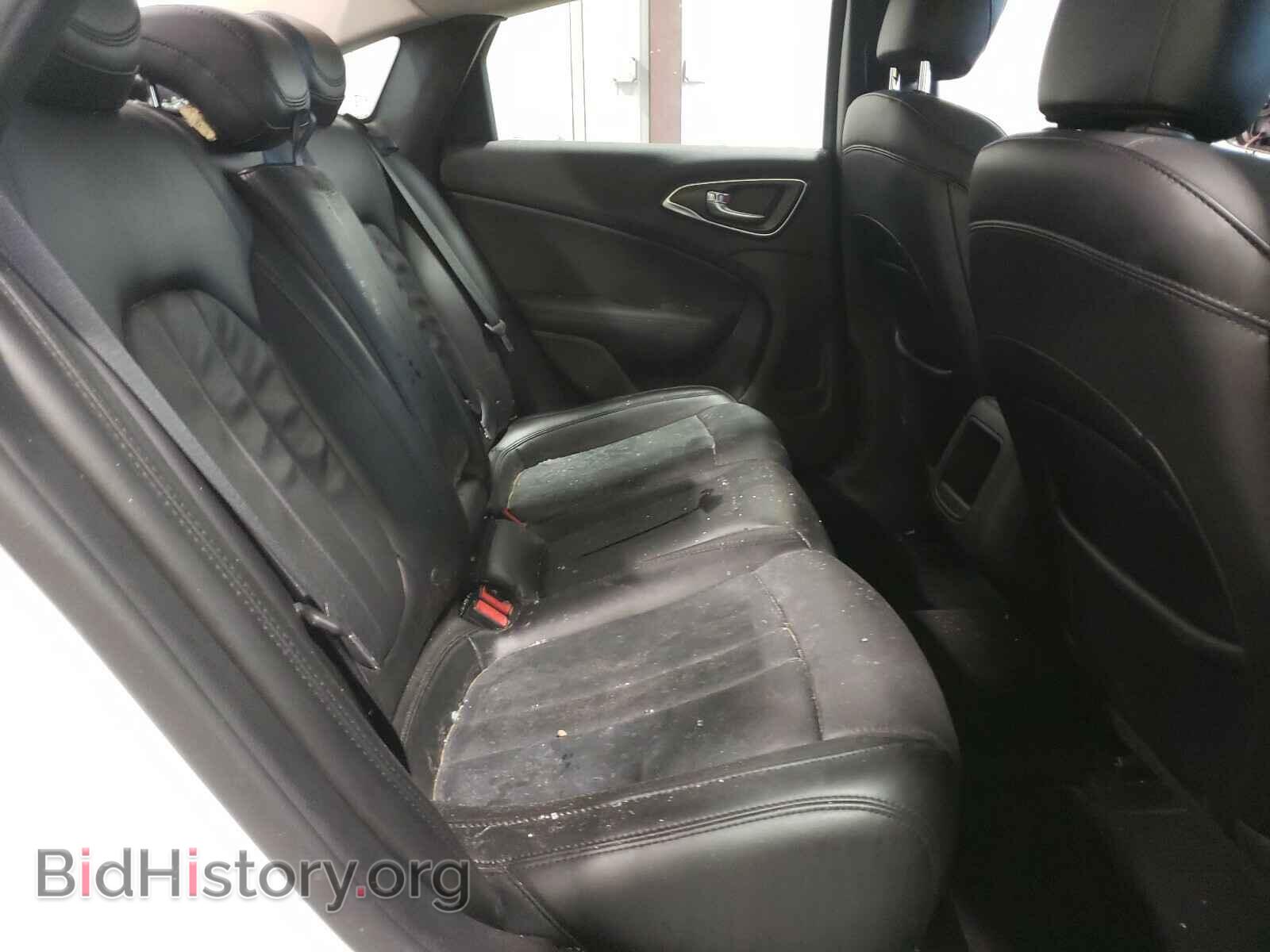 2016 CHRYSLER 200 - VIN: 1C3CCCAB6GN189115 - Фото 6