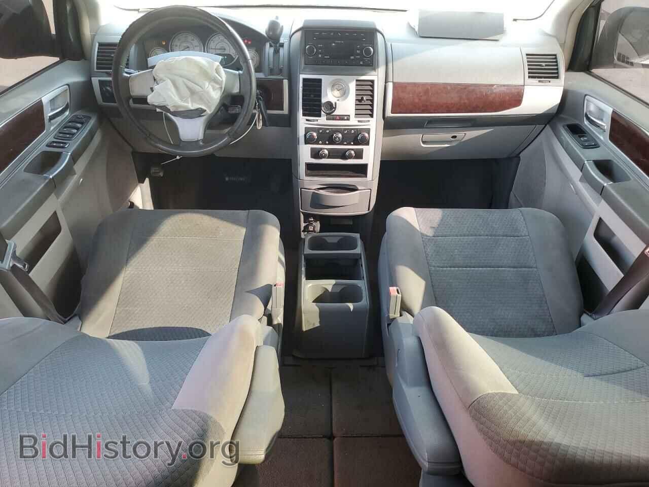 2010 CHRYSLER MINIVAN - VIN: 2A4RR5D16AR229068 - Фото 8