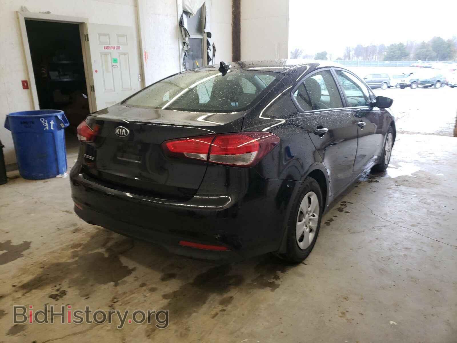 2017 KIA FORTE - VIN: 3KPFK4A76HE160331 - Фото 4