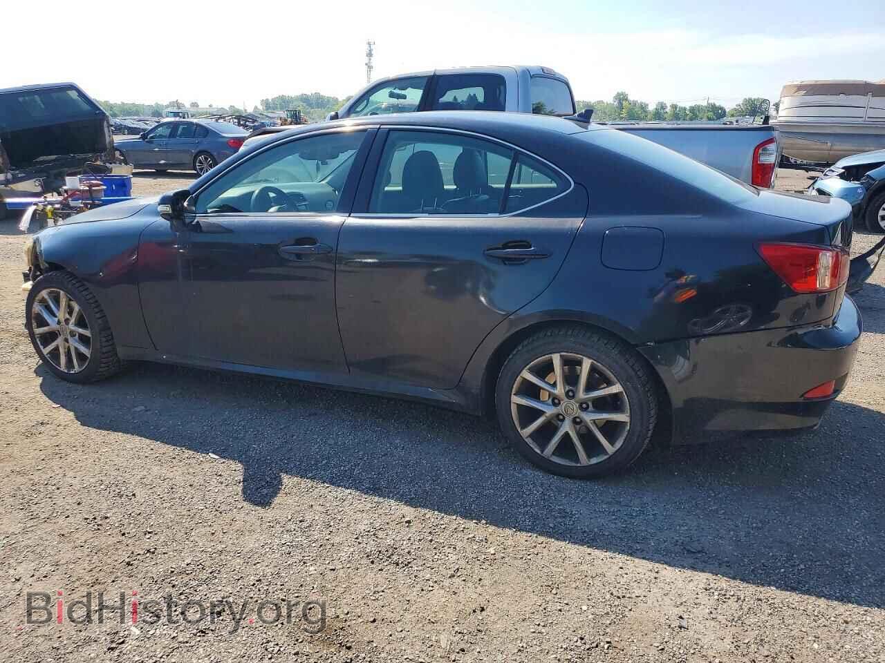 2013 LEXUS IS - VIN: JTHCF5C28D5061352 - Photo 2