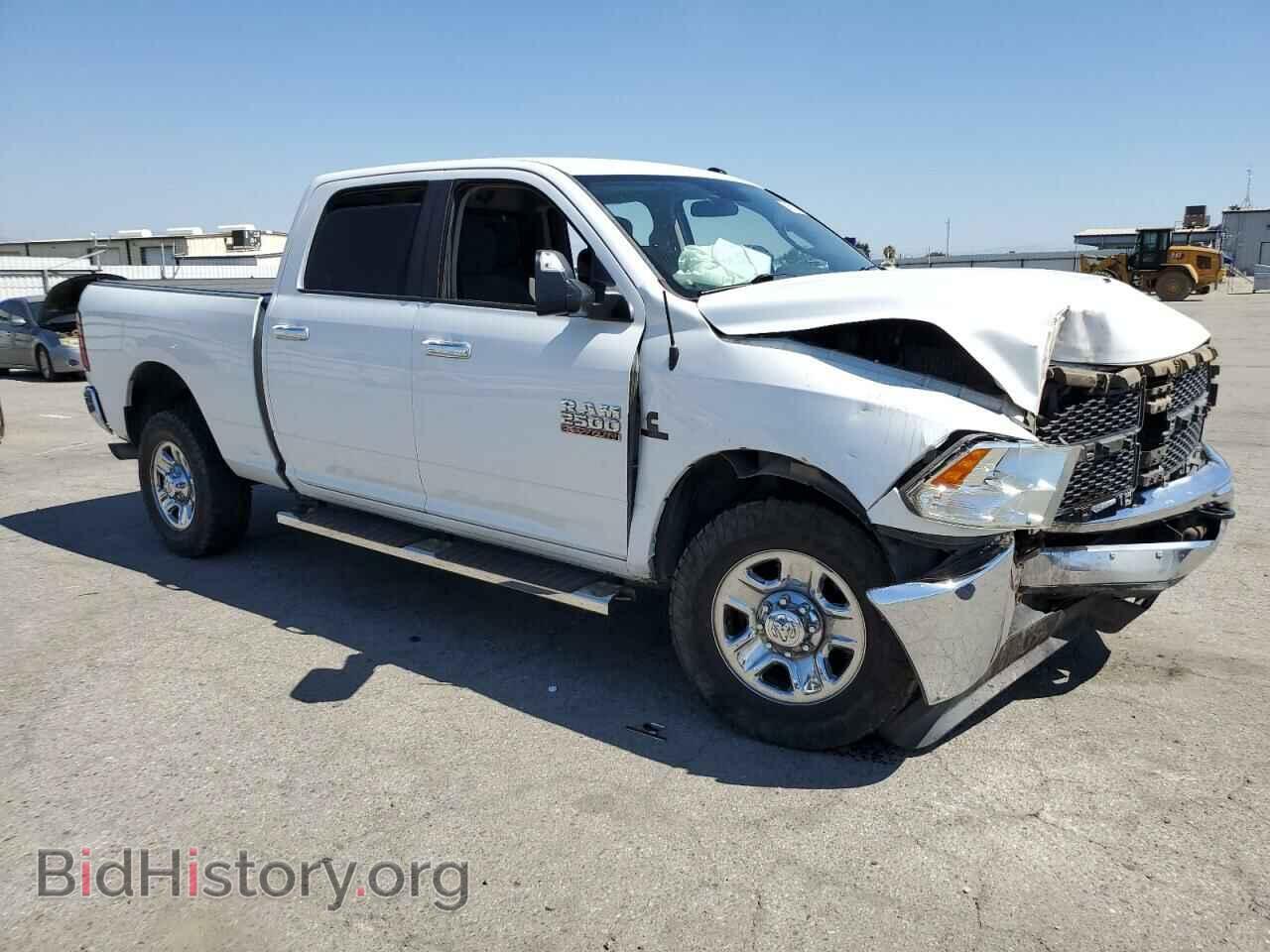 2017 RAM All Models - VIN: 3C6UR5DL0HG725086 - Photo 4