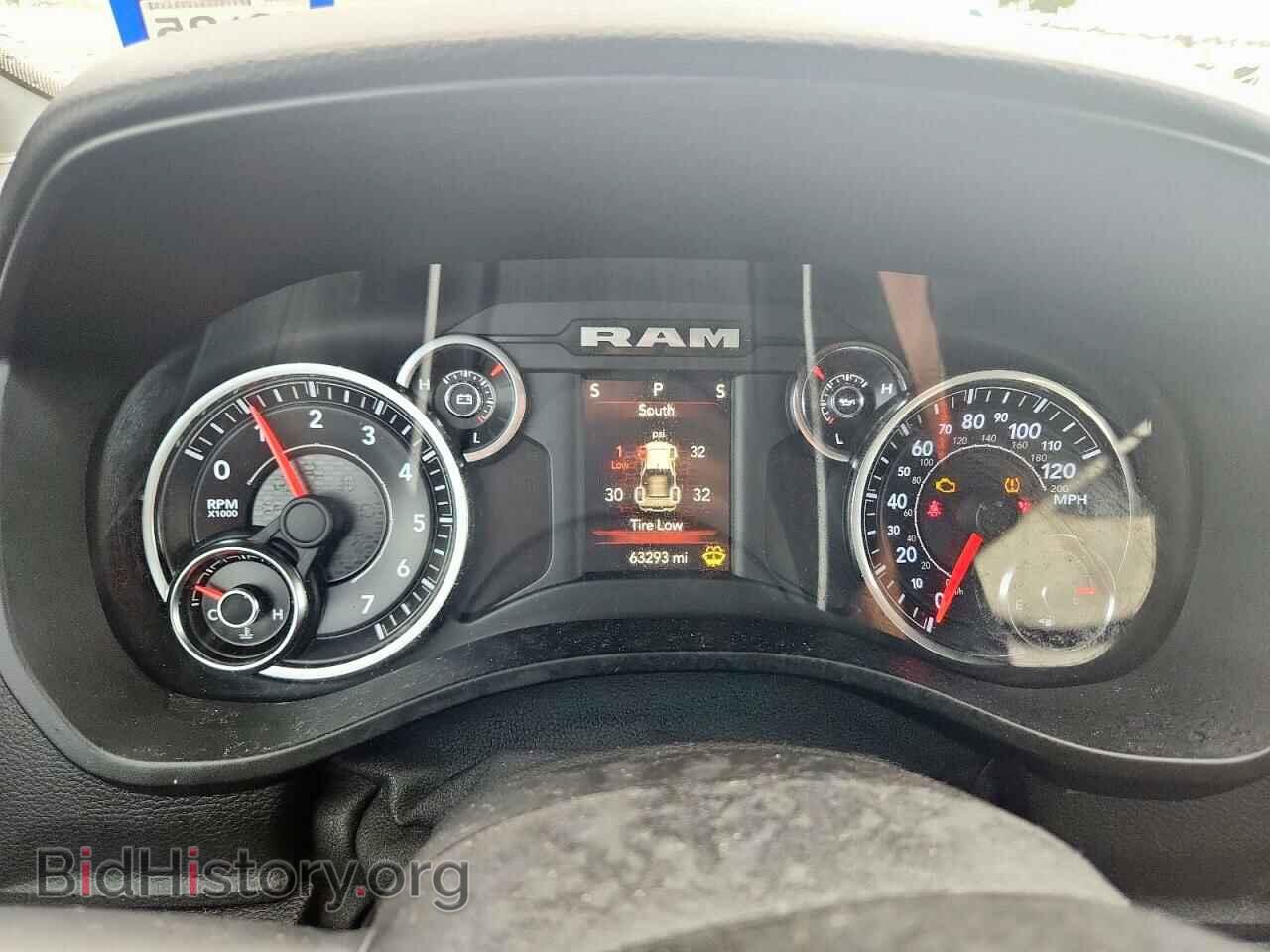 2019 RAM 1500 - VIN: 1C6RREFG4KN751064 - Фото 9