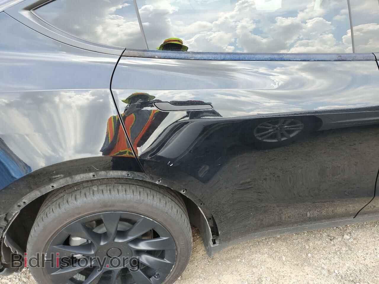 2022 TESLA MODEL Y - VIN: 7SAYGDEE8NF376385 - Фото 10