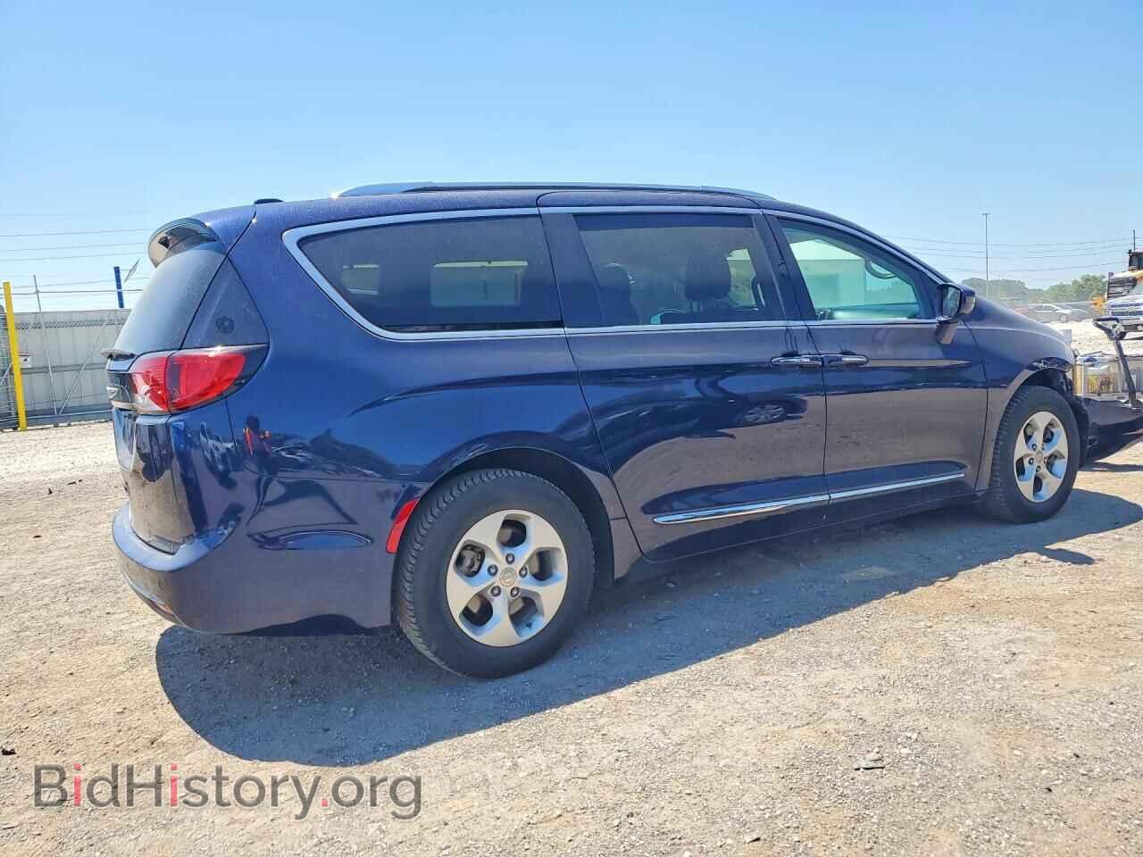 2017 CHRYSLER PACIFICA - VIN: 2C4RC1EGXHR514546 - Photo 3
