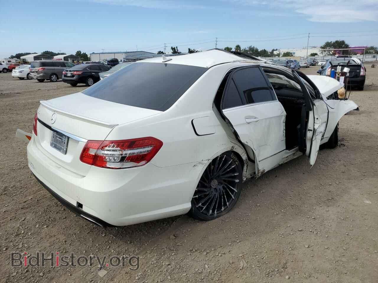 2010 MERCEDES-BENZ E-CLASS - VIN: WDDHF5GB3AA135142 - Фото 4