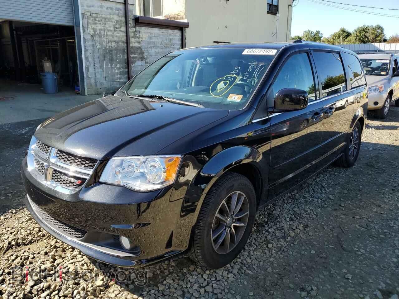 2017 DODGE CARAVAN - VIN: 2C4RDGCG4HR685554 - Photo 2