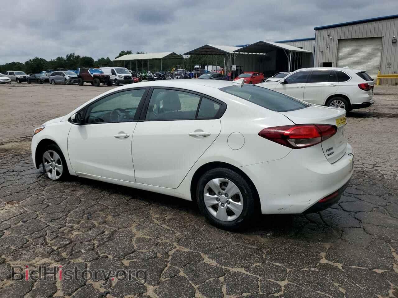2017 KIA FORTE - VIN: 3KPFK4A79HE082806 - Фото 2