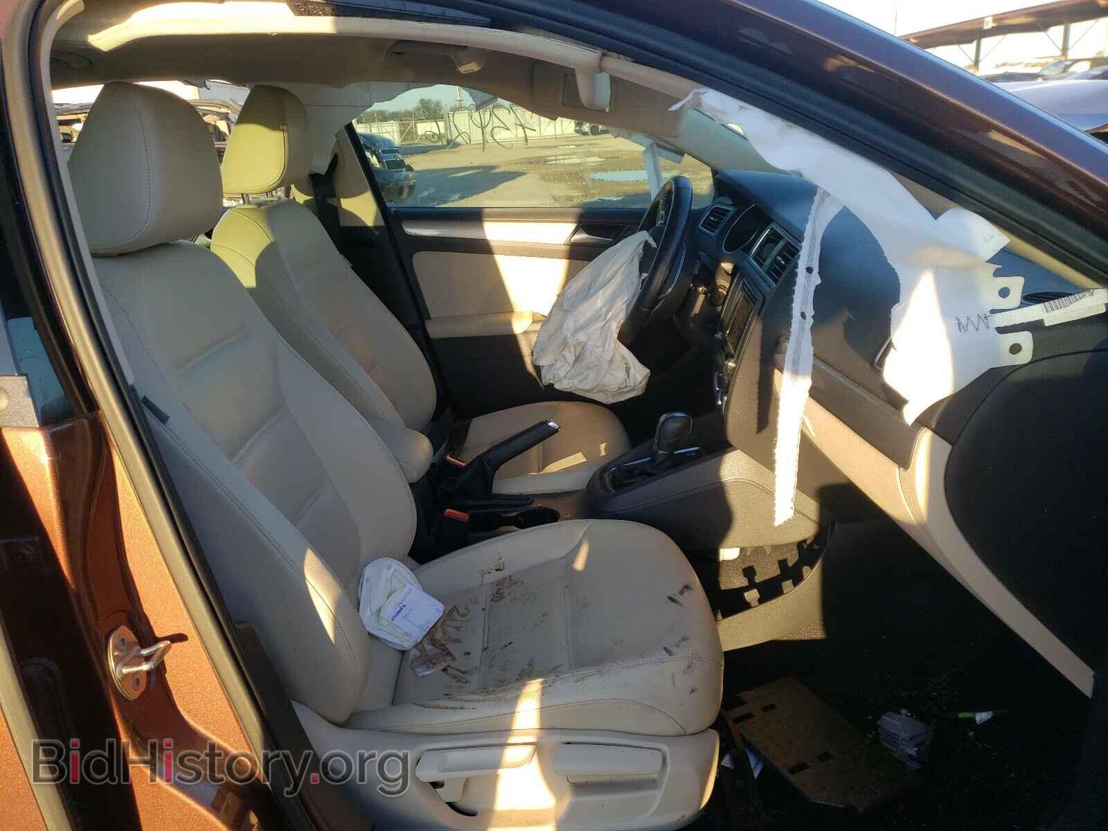 2017 VOLKSWAGEN JETTA - VIN: 3VWDB7AJ5HM240761 - Фото 5
