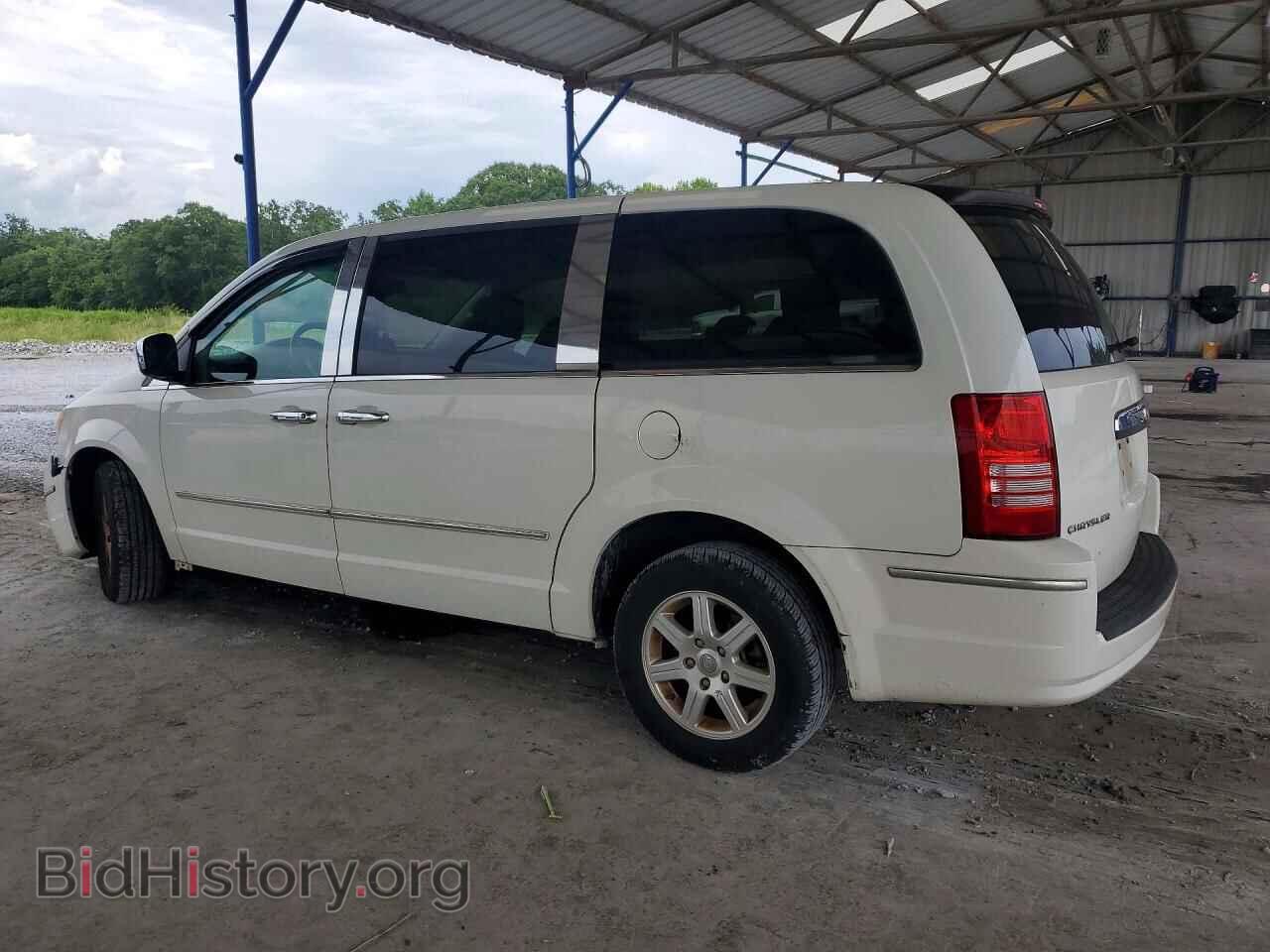 2010 CHRYSLER MINIVAN - VIN: 2A4RR2D14AR330088 - Фото 2