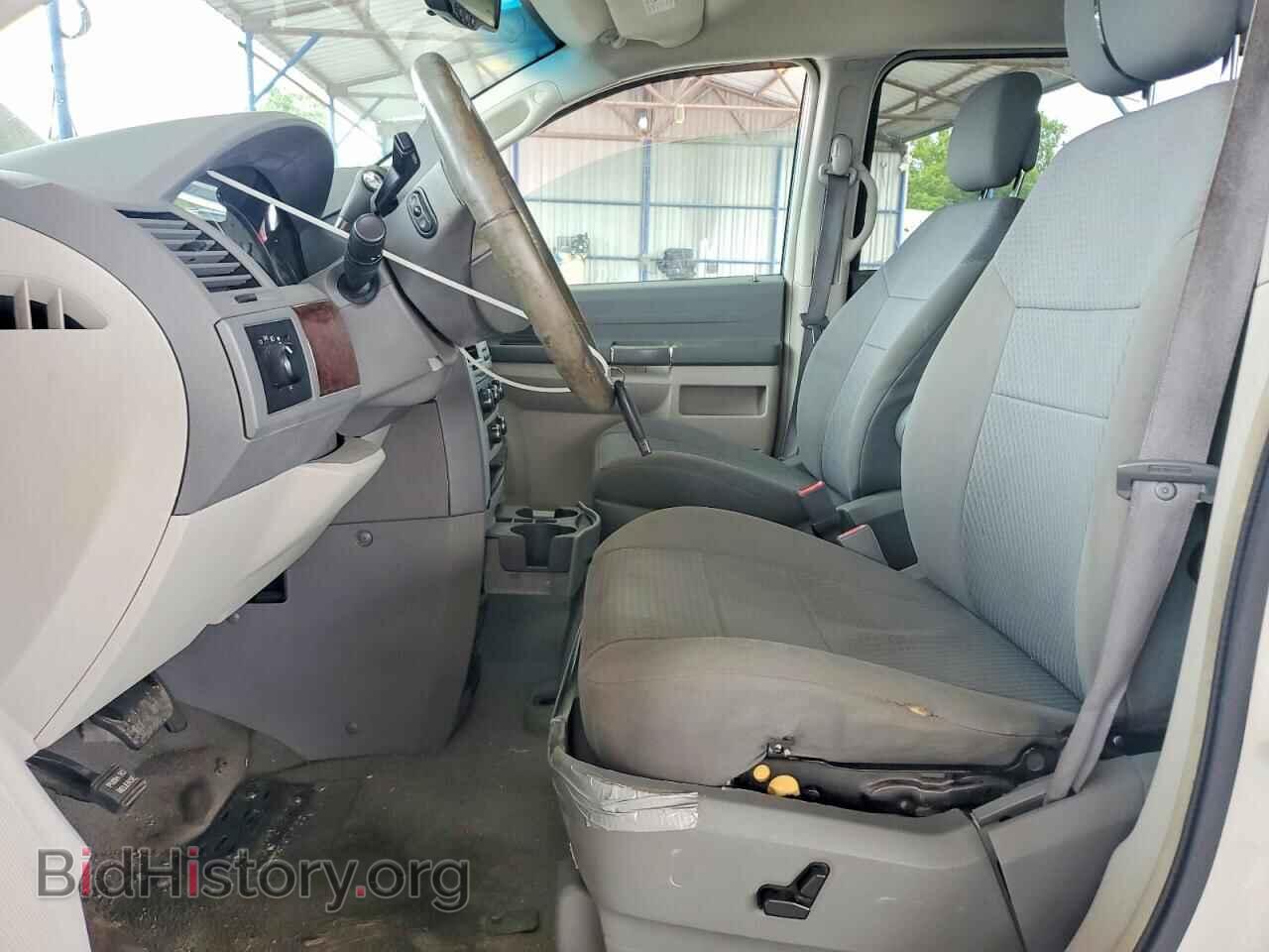 2010 CHRYSLER MINIVAN - VIN: 2A4RR2D14AR330088 - Фото 7