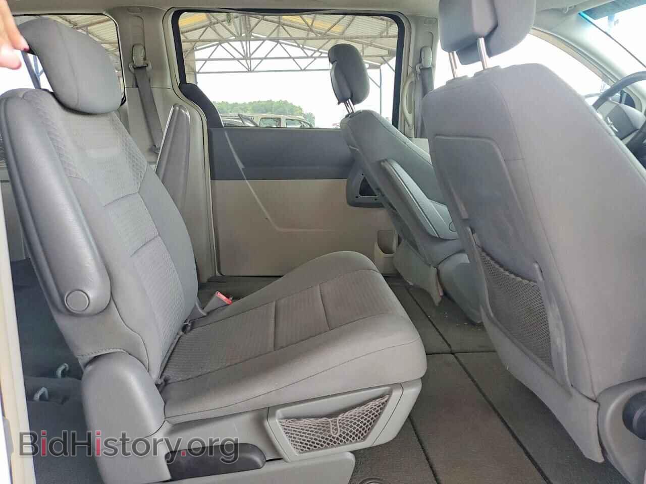 2010 CHRYSLER MINIVAN - VIN: 2A4RR2D14AR330088 - Фото 10