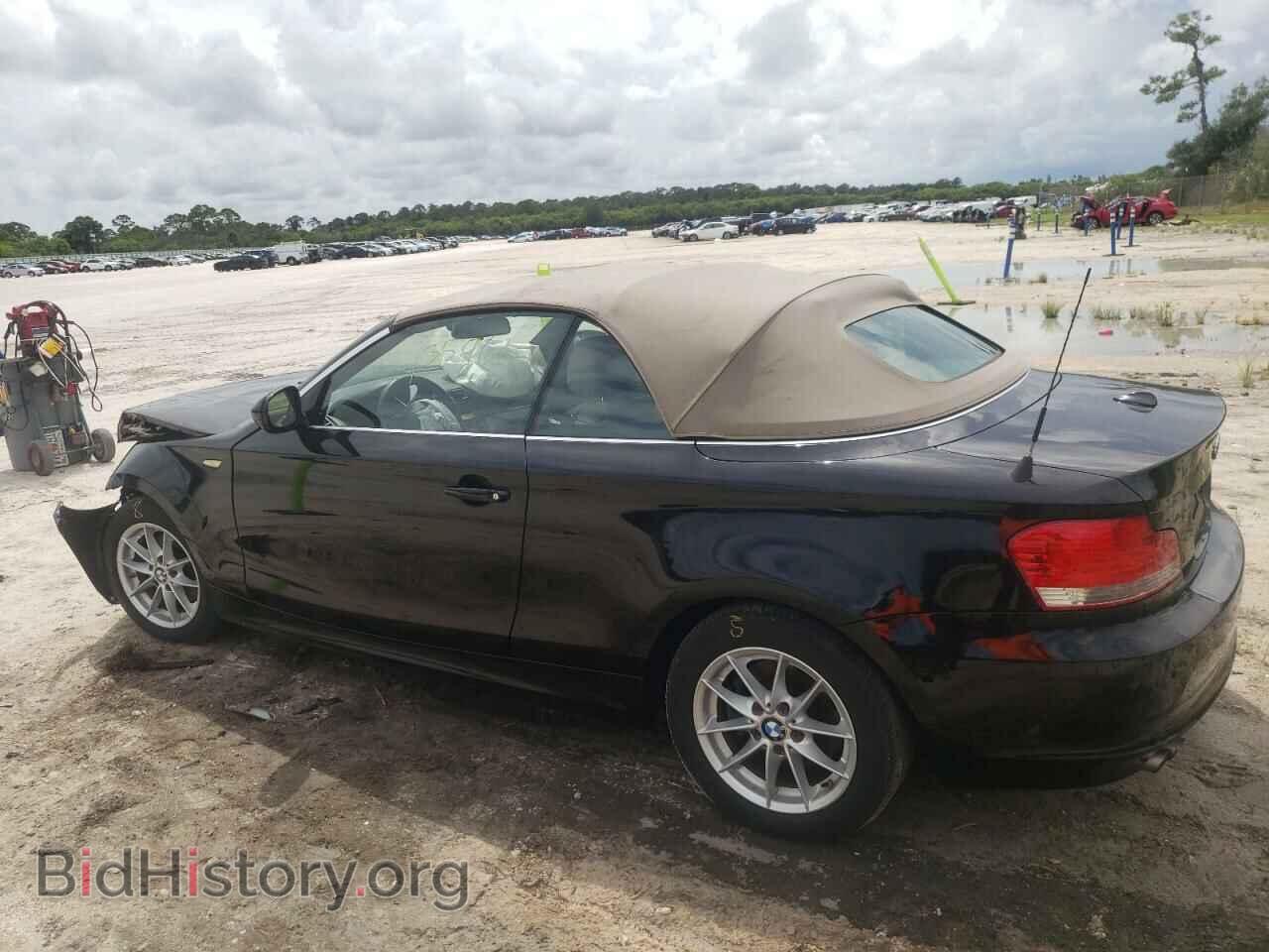 2011 BMW 1 SERIES - VIN: WBAUL7C57BVM80596 - Фото 3