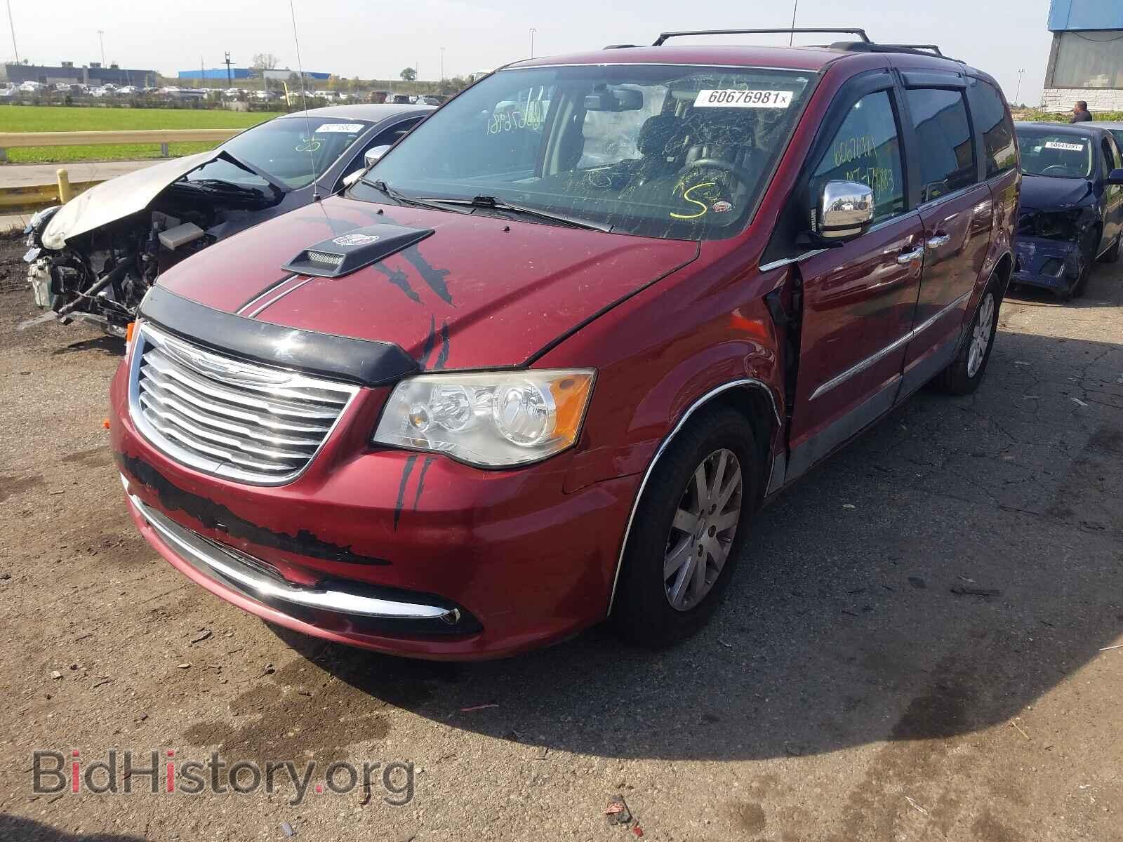 2011 CHRYSLER MINIVAN - VIN: 2A4RR8DG4BR610618 - Фото 2