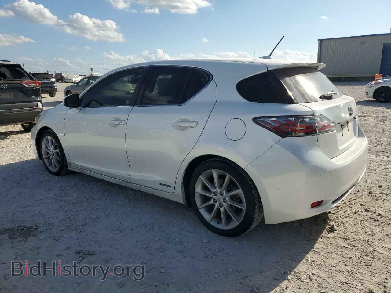 2013 LEXUS CT 200 - VIN: JTHKD5BH1D2122856 - Фото 2